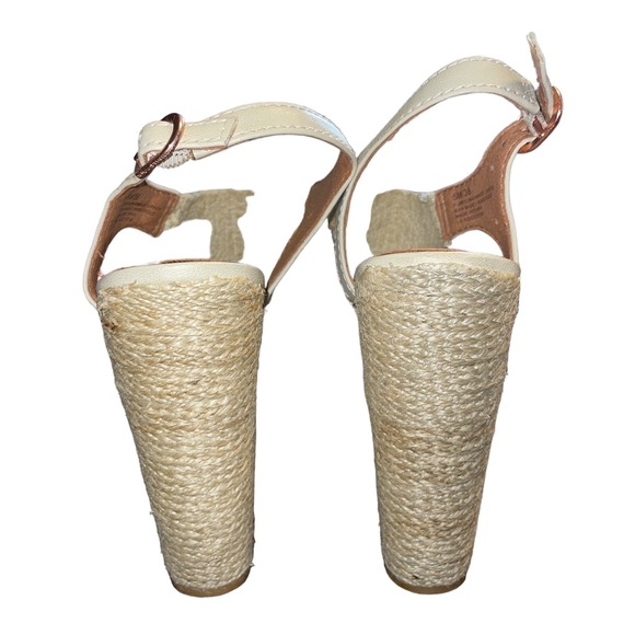 HP! Lucky Brand Cream Colored Lacy Wedge Sandals - Picture 3 of 11